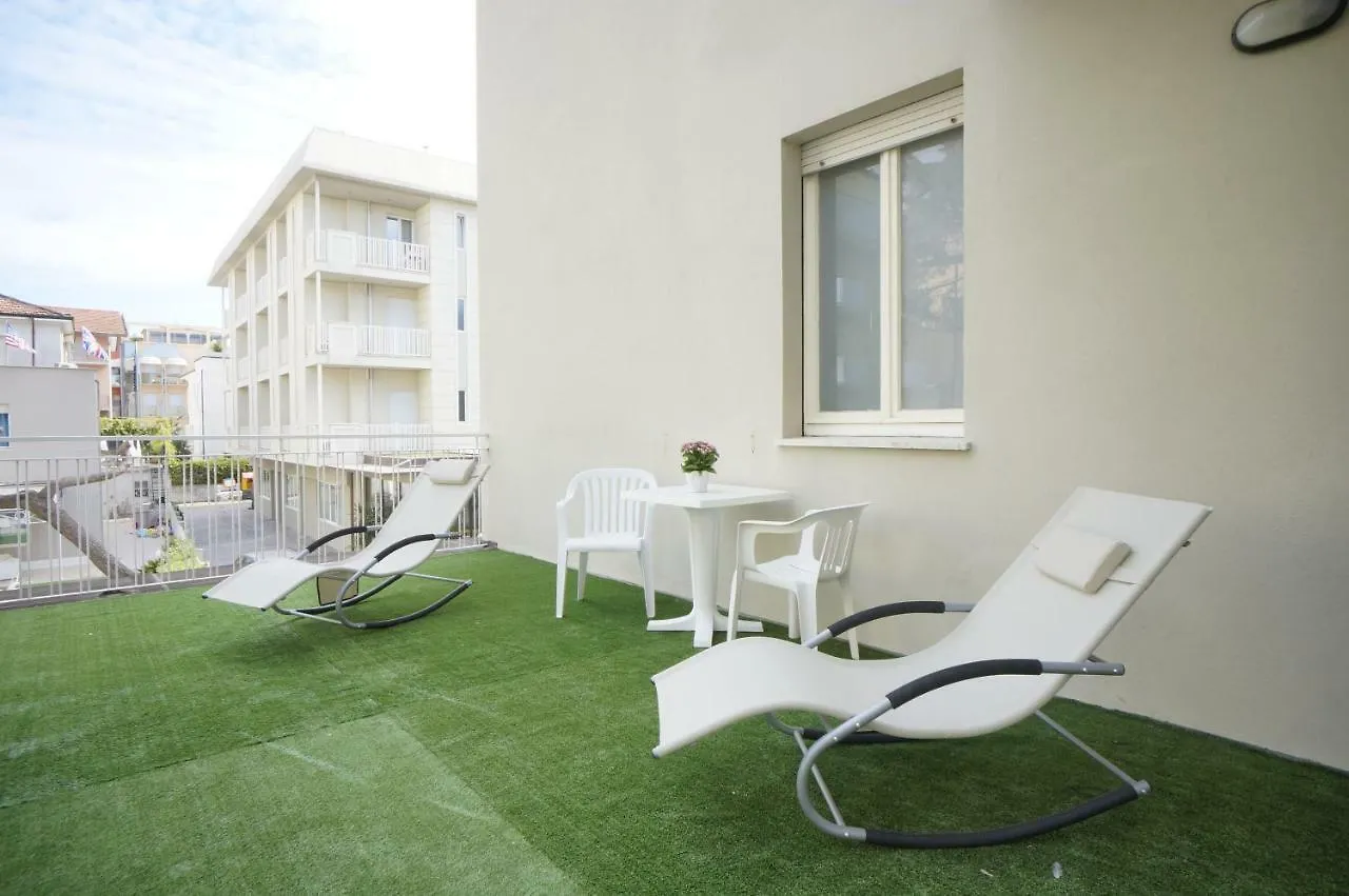Hotel Mon Pays Rimini İtalya